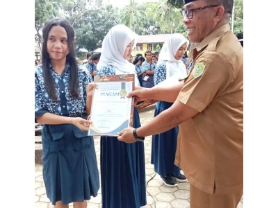 PIAGAM NILAI KELULUSAN TERBAIK PERTAMA