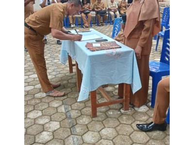 PENANDATANGANAN SAKSI SK KELULUSAN 2025