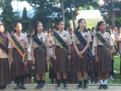 Pengurus OSIS SMP Negeri 1 Komodo Labuan Bajo Dilantik
